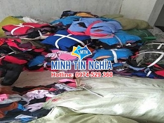 c51a8bb70a35f26bab24